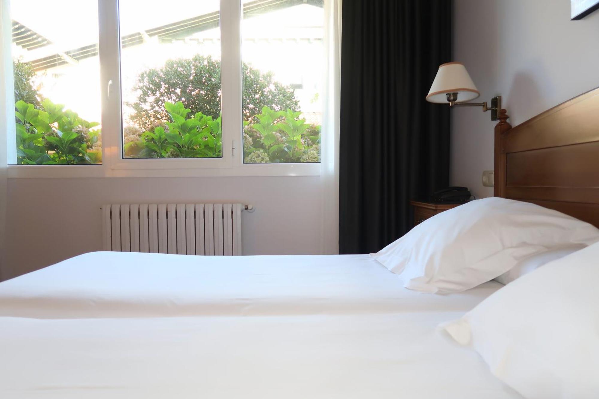 Hotel Gudamendi ซานเซบาสเตียน ภายนอก รูปภาพ